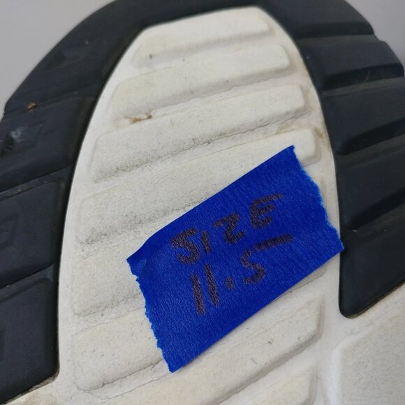 P - Picture 10 of 11